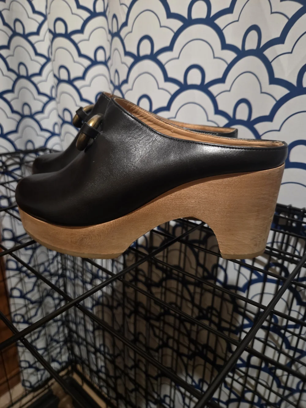 FRAME Le Ione Black Leather Wooden Wedge Clogs - Size 37 (US 7) - Picture 4 of 5